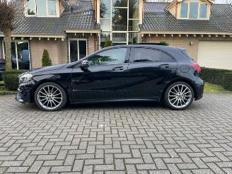 Mercedes A-klasse 200 d AMG LINE PANORAMADAK CAMERA NAVI picture 5