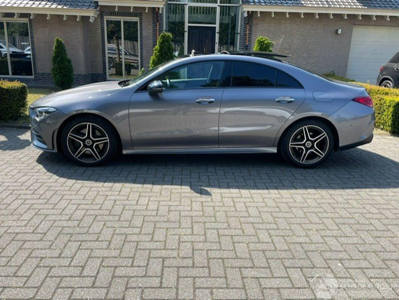 Mercedes Cla-klasse 200 AMG LINE PANO NIGHT CAMERA NAVI