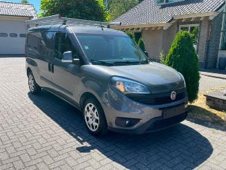 voitures fourgonnettes/vécules utilitaires Fiat Doblo 1.4 CNG L2H1 MAXI CAMERA NAVI PDC 2021/1