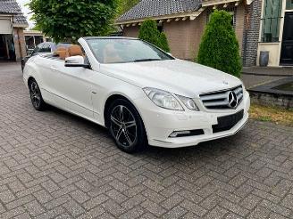 skadebil auto Mercedes E-klasse 200 CGI AVANTGARDE NAVI LEDER XENON 2010/9