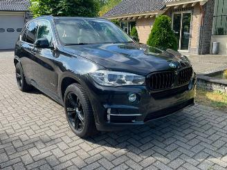 uszkodzony samochody osobowe BMW X5 XDrive 30d PANO CAMERA NAVI LED 2016/10
