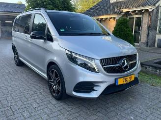 danneggiata autobus Mercedes  300 d Avantgarde AMG LINE 7 ZITS LED 2023/2