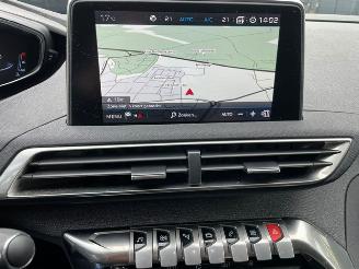 Peugeot 5008 1.2 PureTech Allure picture 8