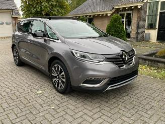 damaged passenger cars Renault Espace 1.6 dCi Initiale Paris 7 SITZE PANO NAVI CAMERA 2017/8