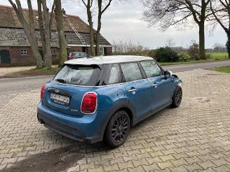 Mini Cooper AUTOMAAT 1.5 SPORT NAVI CLIMA CAMERA LEER B.J 07-2021 picture 4