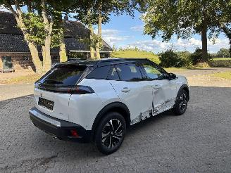 Peugeot 2008 GT LINE 130 PK AUTOMAAT NAVI CLIMA CAMERA LED VIRT DASH B.J 2022 picture 4