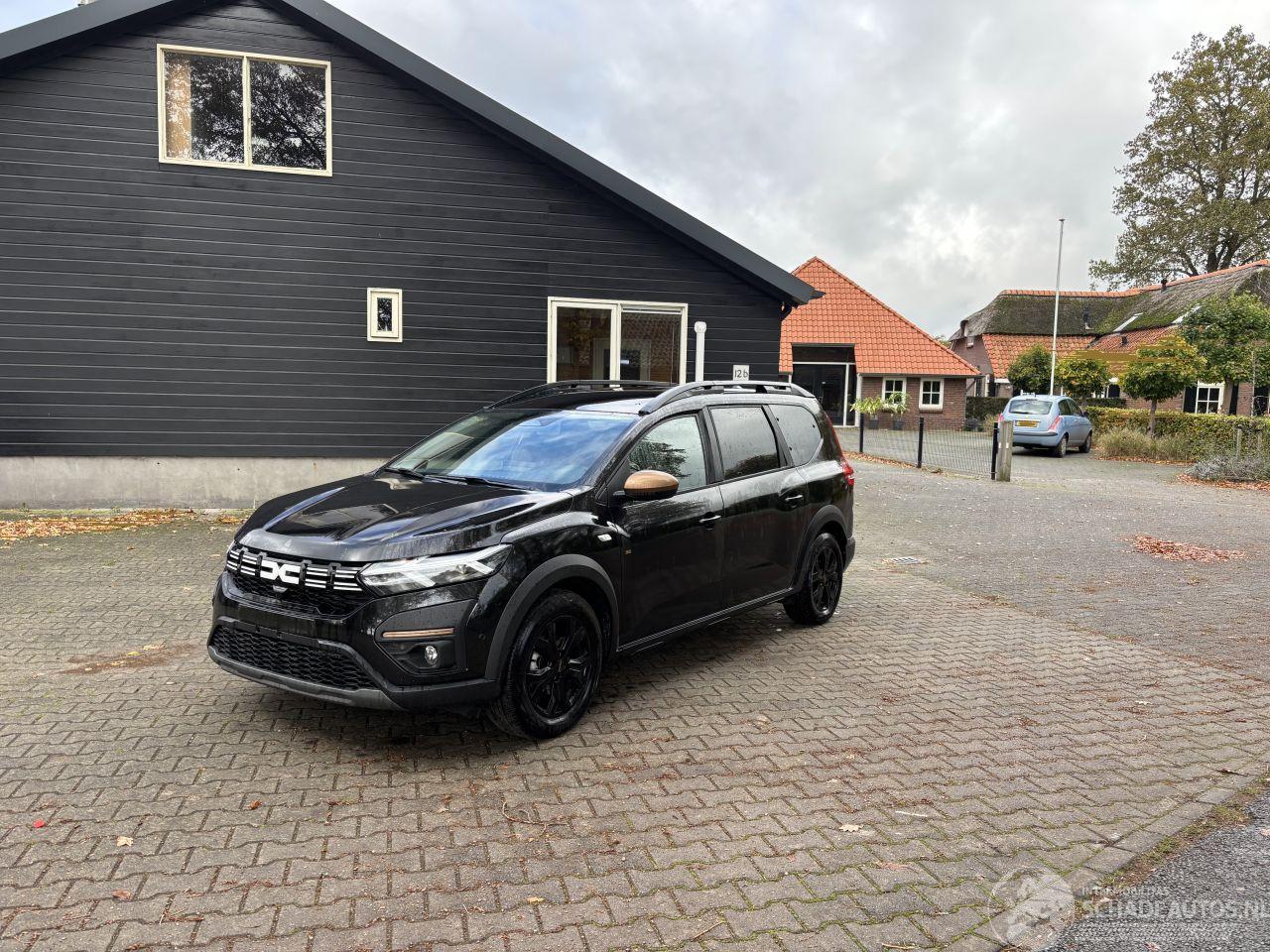 Dacia Jogger HYBRIDE 7 PERS 1.6 AUTOMAAT NAVi CLIMA CAMERA LED PDC B.J 07-2025
