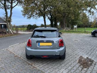 Mini  EDITION CLIMA ABS PDC STOELVERWARMING B.J 11-2018 SCHROEFSCHADE picture 6