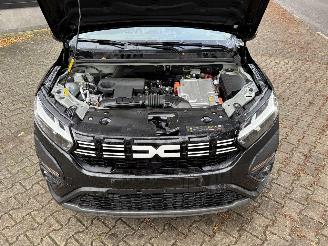 Dacia Jogger 1.6 AUTOMAAT 7 PERSOONS HYBRIDE NAVI CLIMA CAMERA KEYLESS LED B.J 2025 picture 15