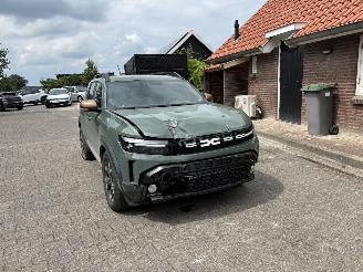 Dacia Duster HYBRIDE 1.6 AUTOMAAT NAVI CLiMA CAMERA VIRT DASH B.J 12-2024 picture 11