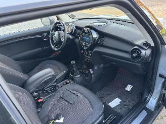 Mini  ONE 1.5 EDITION CLIMA ABS PDC B.J 11-2018 SCHROEFSCHADE picture 8