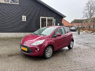 Schadeauto Ford Ka 1.2 TITANIUM AIRCO STUURBEKRACHTIGING ELEC PAKKET LMV B.J 2011 2011/7