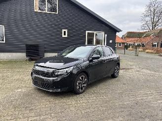 Auto incidentate Opel Corsa FACTLIFT GS SPORT 102 PK NAVI CLIMA CAMERA LED VIRT DASH FULL OPTIONS B.J 2024 2024/2