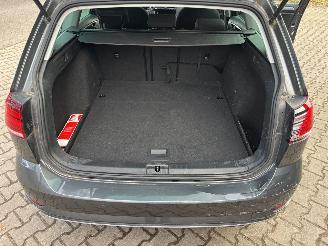 Volkswagen Golf VARIANT TSI 115 PK NAVI CLIMA CAMERA CRUISE B.J 2020 SCHROEFSCHADE picture 15