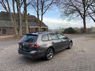 Volkswagen Golf TSI 115 PK NAVI CLIMA CAMERA CRUISE B.J 2020 SCHROEFSCHADE picture 2