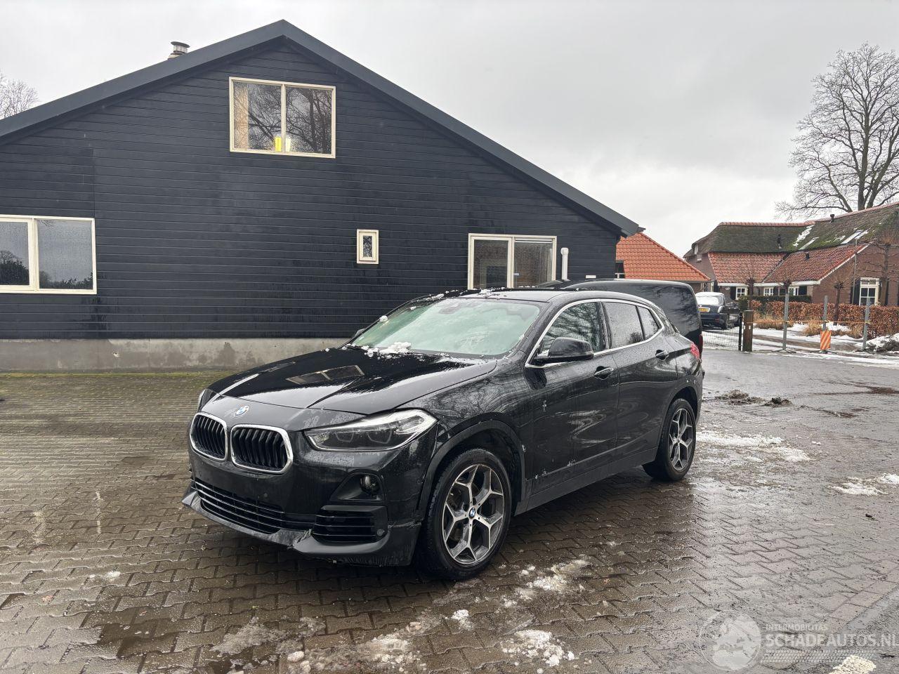BMW X2 1.5 XDRIVE SPORT LEER NAVI CLIMA LED PDC B.J 2019 Lichte schade