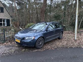 Avarii autoturisme Volvo V-50 1.8 EDITION 125 PK AIRCO ABS TREKHAAK B.J 2005 Geen schade TOP Conditie 2005/1