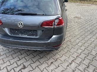 Volkswagen Golf VARIANT TSI 115 PK NAVI CLIMA CAMERA CRUISE B.J 2020 SCHROEFSCHADE picture 14