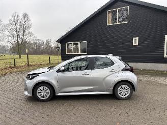 Toyota Yaris AUTOMAAT HYBRIDE CLIMA CAMERA B.J 07/2022 picture 5