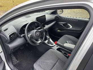 Toyota Yaris AUTOMAAT HYBRIDE CLIMA CAMERA B.J 07/2022 picture 9