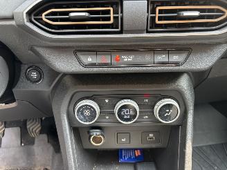 Dacia Sandero STEPWAY 110 PK EXTREEM NAVI CLIMA CAMERA LED B.J 2024 FACELIFT picture 11