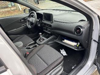 Hyundai Kona N-LINE SPORT T-GDI CLIMA CAMERA APP LED B.J 04-2023 lichte schade picture 8