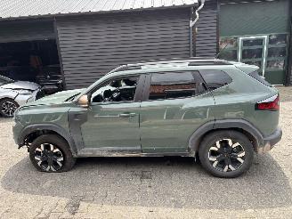Dacia Duster HYBRIDE 1.6 AUTOMAAT NAVI CLIMA CAMERA VIRT DASH B.J 12-2024 picture 6
