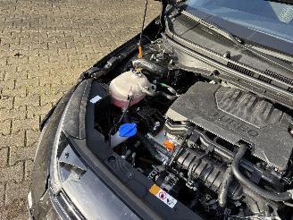 Hyundai Bayon AUTOMAAT BLACK EDITION T-GDI 100 PK NAVI AIRCO CAMERA LED B.J 11-2025 picture 19