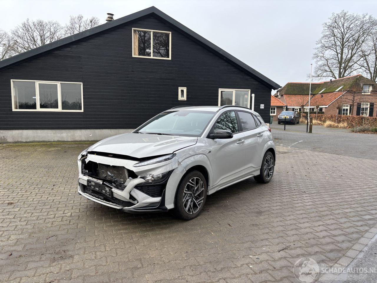 Hyundai Kona N-LINE 125 PK SPORT T-GDI CLIMA CAMERA APP LED B.J 04-2023 LICHTE SCHADE