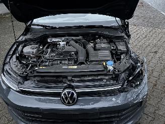 Volkswagen Golf 8.5 ETSI 1.5 HYBRIDE AUTOMAAT NAVI CLIMA CAMERA LED VIRT DASH TREKHAAK B.J 12-2024 picture 17