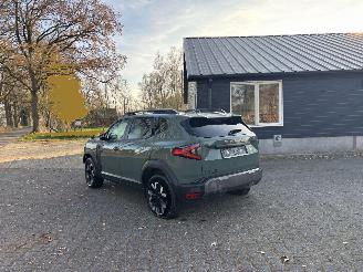 Dacia Duster HYBRIDE 1.6 AUTOMAAT NAVI CLIMA CAMERA VIRT DASH B.J 12-2024 picture 2