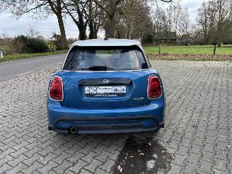 Mini Cooper AUTOMAAT 1.5 SPORT NAVI LEER CLIMA CAMERA B.J 07-2021 FULL OPTIONS picture 5
