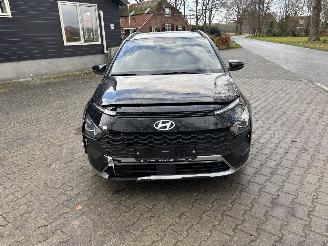 Hyundai Bayon UTOMAAT BLACK EDITION T-GDI 100 PK NAVI AIRCO CAMERA LED B.J 11-2025 picture 14