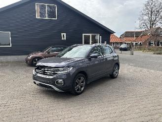 damaged passenger cars Volkswagen T-Cross TSI 110 PK STYLE NAVI CLIMA CAMERA VIRT DASH B.J 09-2022 2022/9