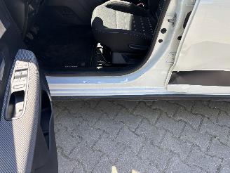 Dacia Sandero STEPWAY AIRCO CAMERA PDC APP B.J 03-2025 picture 15