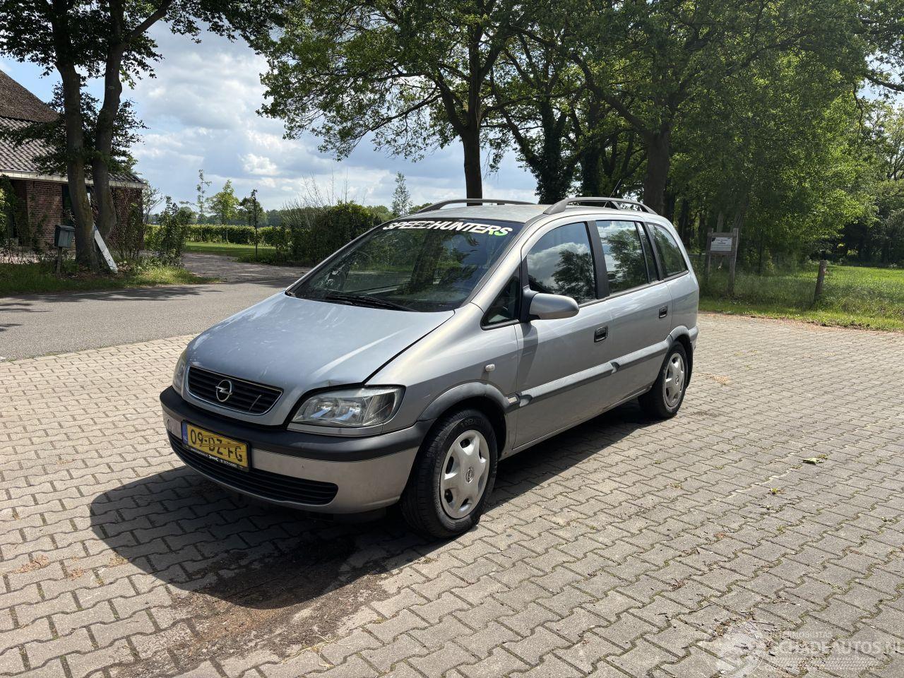 Opel Zafira 1.6 BENZINE 7 Persoons  B.J 2000. ( sloop/loop/onderdelen)
