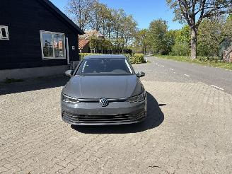 Volkswagen Golf 8 TSI 110 PK NAVI CLIMA CAMERA LED PDC PRIVACY GLASS B.J 04-2023 picture 6