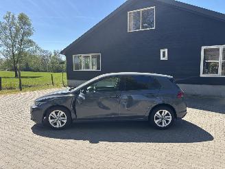 Volkswagen Golf 8 TSI 110 PK NAVI CLIMA CAMERA LED PDC PRIVACY GLASS B.J 04-2023 picture 11