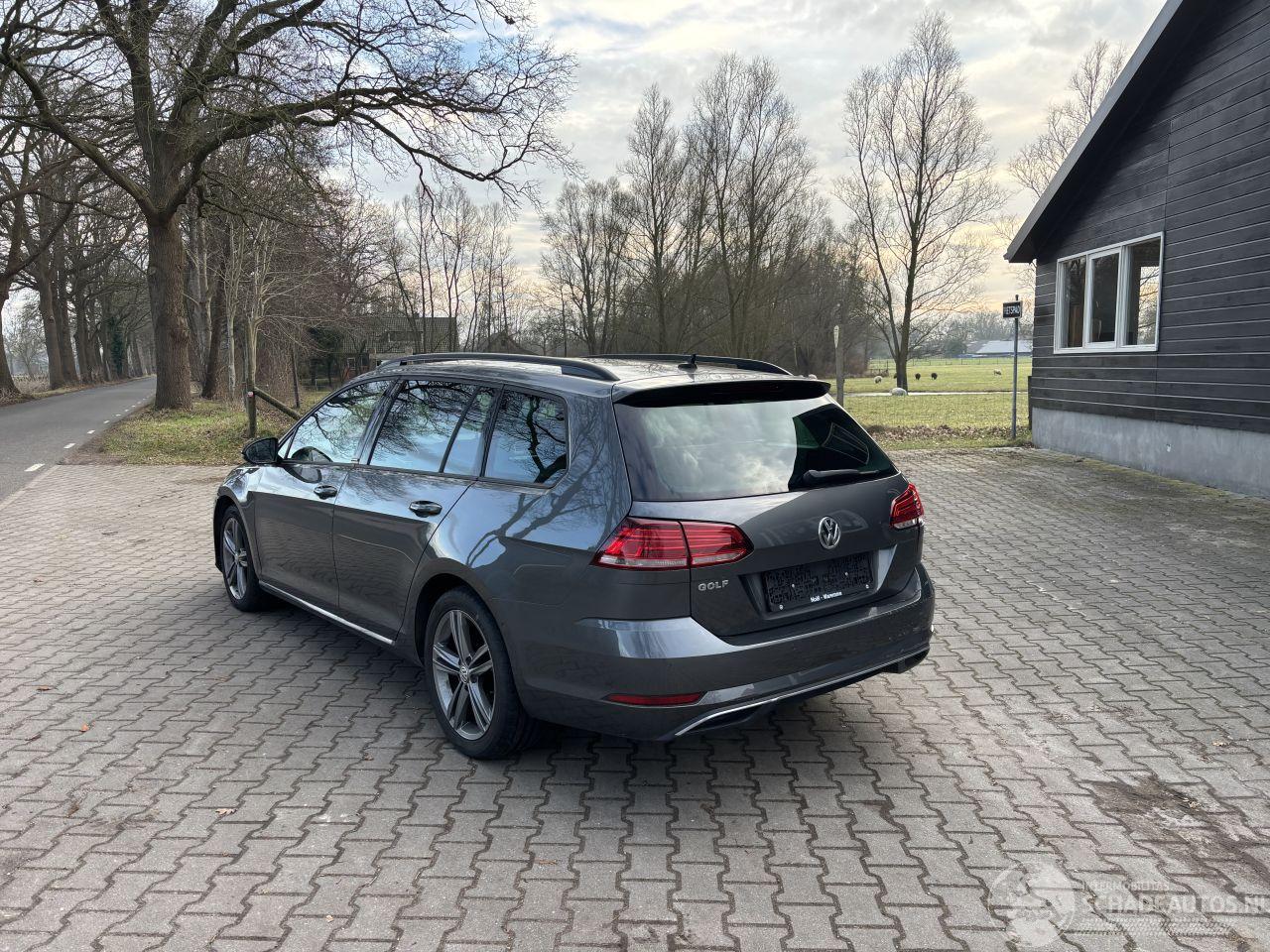 Volkswagen Golf VARIANT UNITED TSI 110 PK NAVI CLIMA CAMERA PDC PARK ASS B.J 2020