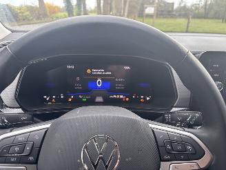 Volkswagen T-Cross AUTOMAAT 110 PK NAVI CLIMA CAMERA B.J 12-2024 FACELIFT picture 10