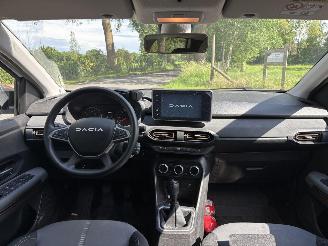 Dacia Jogger TCE 110 PK EXTREEM NAVI CLIMA CAMERA PDC B.J 06-2024 picture 10