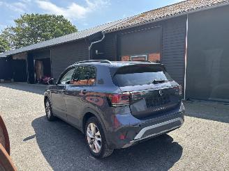 Schadeauto Volkswagen T-Cross TSI 116 PK AUTOMAAT NAVI CLIMA CAMERA LED B.J 06-2024 FACELIFT 2024/6