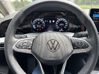 Volkswagen Golf 8.5 1.5 EDITION CLIMA CAMERA LED PDC B.J 2025 FACELIFT lichte schade picture 12