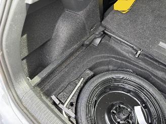 Volkswagen Golf 8.5 1.5 EDITION CLIMA CAMERA LED PDC B.J 2025 FACELIFT lichte schade picture 23