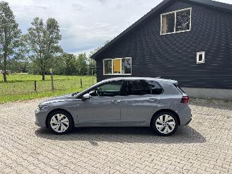 Volkswagen Golf 8.5 1.5 EDITION CLIMA CAMERA LED PDC B.J 2025 FACELIFT lichte schade picture 5