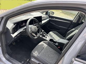 Volkswagen Golf 8.5 1.5 EDITION CLIMA CAMERA LED PDC B.J 2025 FACELIFT lichte schade picture 11