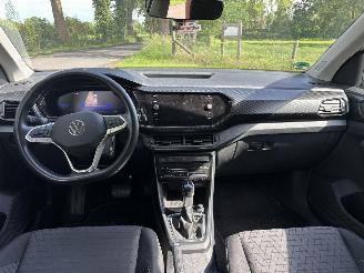 Volkswagen T-Cross CROSS TSI 110 PK AUTOMAAT NAVI CLIMA CAMERA VIRT DASH B.J 09-2023 picture 9