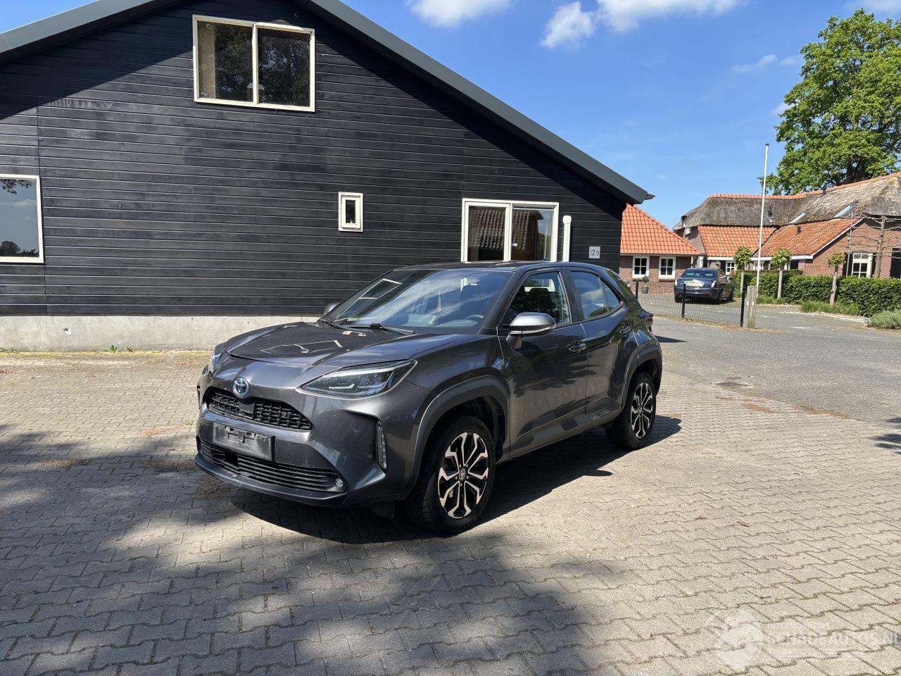 Toyota Yaris Cross HYBRIDE 1.5 AUTOMAAT NAVI CLIMA CAMERA PDC B.J 06-2023