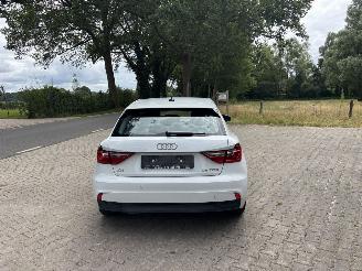 Audi A1 25 TFSI 95 PK VIRT DASH AIRCO PDC B.J 2023 lichte schroefschade picture 7
