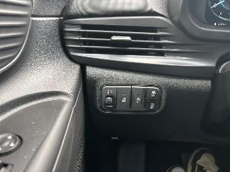 Hyundai I-20 AUTOMAAT 100 PK  PREMIUM SPORT BOSE NAVI CLIMA CAMERA LED B.J 12-2024 picture 16